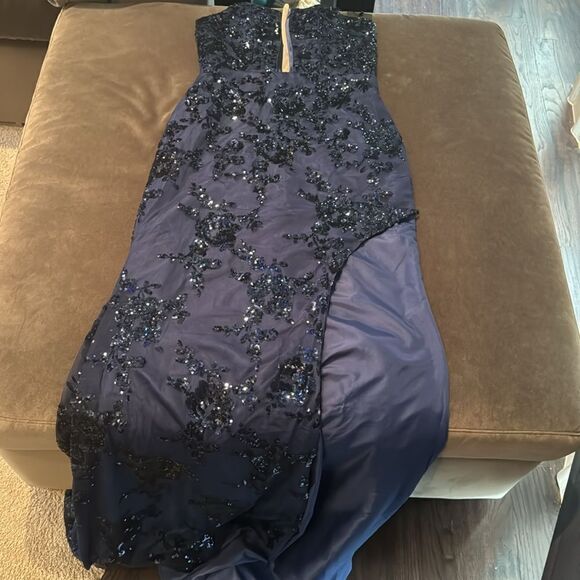 Women’s Blue Mermaid Fit Prom Dress Sparkly Sequins Lace Up Back Size 6 NWT - Picture 12 of 13